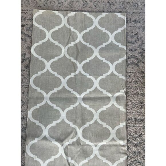 Better Homes & Gardens Curtain 83 x 48 inches - Picture 1 of 8